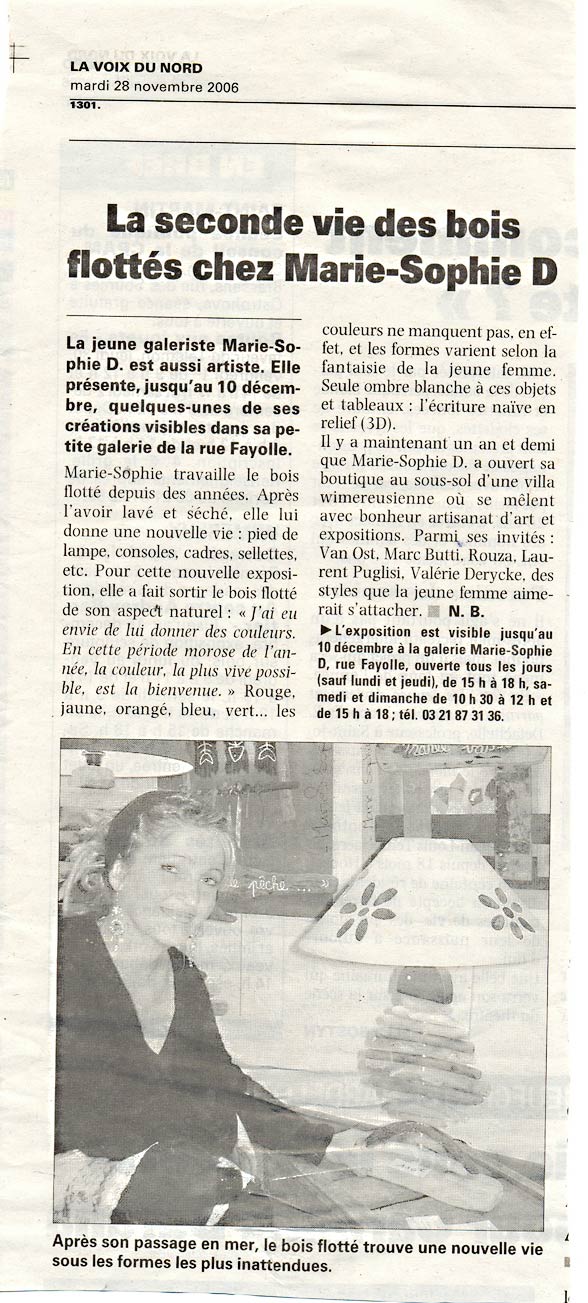 Marie Sophie D expose ses cr&eacute;ations.